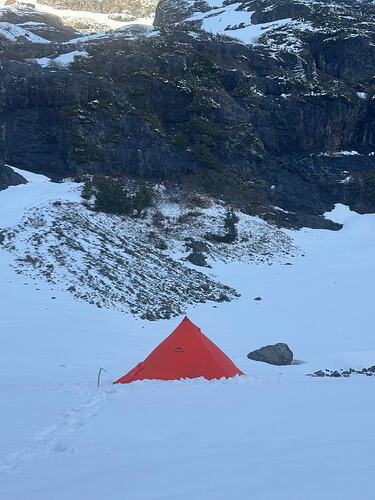 My MSR front range shelter. Light and big.