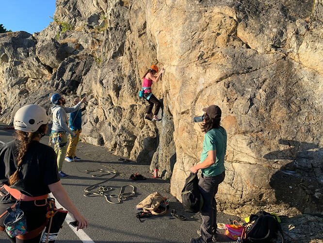 Maddy takes an obligatory go on Pumpy Test Piece (5.10d) as the evening sun fades. (Photo:Hans Whitefield)
